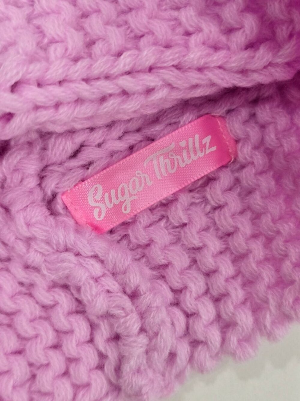 Sugar Thrillz ✦ Baby Pink Knit Pom Pom Beanie ✦ Soft Winter Hat Lightweight Warm - Picture 6 of 7